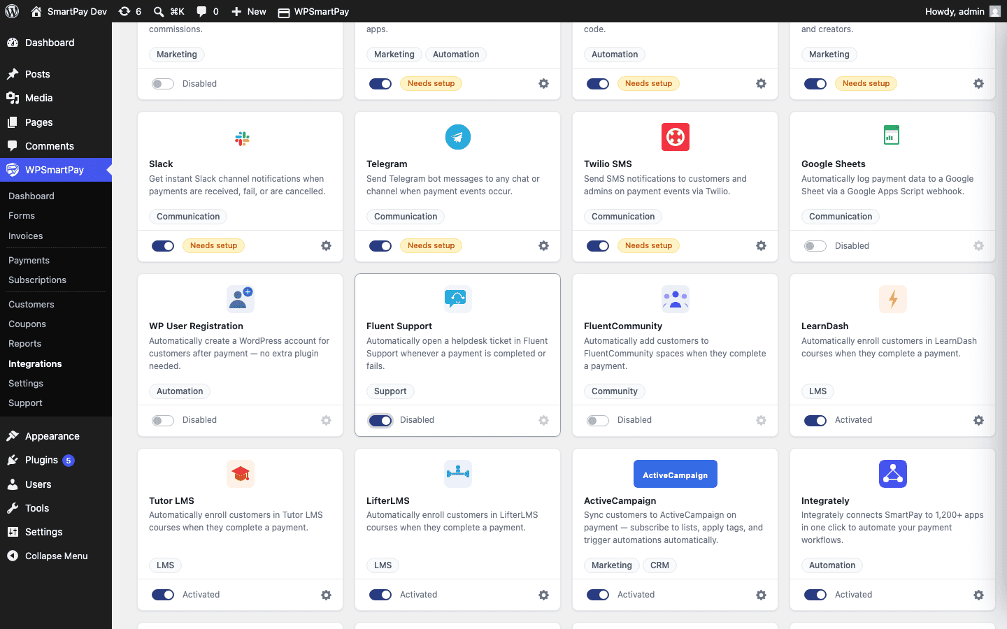 SmartPay Extensions page with Fluent Support integration toggled on